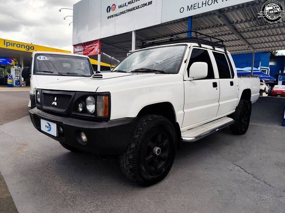 MITSUBISHI L200 2.5 GLS 4X4 CD 8V TURBO DIESEL 4P MANUAL MITSUBISHI L200 2.5 GLS 4X4 CD 8V TURBO DIESEL 4P MANUAL